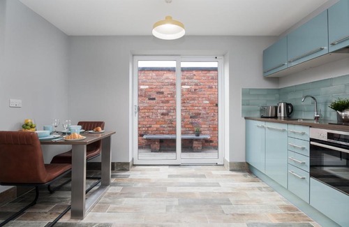 St Helens Apartment | St Helens Studio Apartments