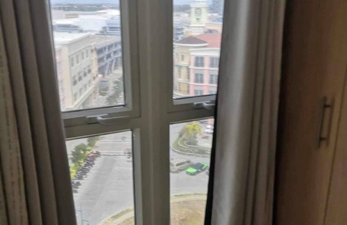 Mandurriao Condo | St. Honore 6 guests, 5 beds, 2 bedrooms & 2 baths. Your Home Away From Home.