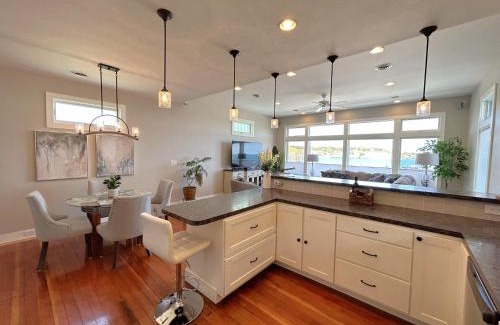 St Ignace House | St Ignace Loft