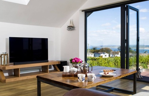 Carbis Bay Villa | St Ives Cottage - Five Bedroom Villa, Sleeps 8