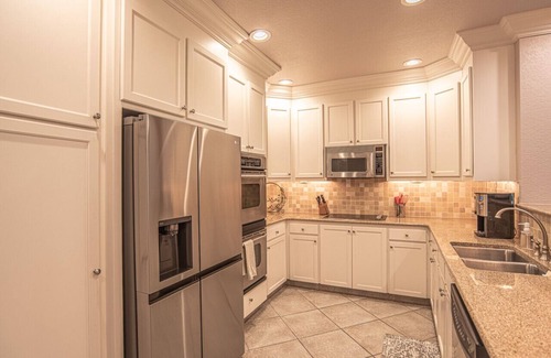 Carrabelle Condo | St James Golf Resort-Luxe 3/3 Condo, Sleeps8, Pool, DogOk, Gated