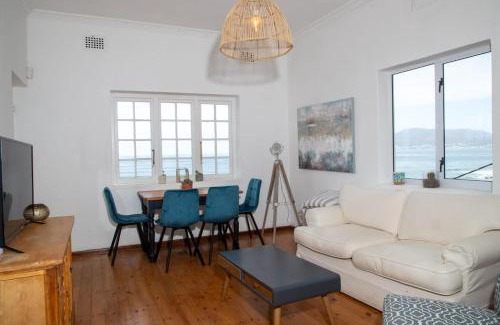 Kalk Bay Apartment | St James Mansions Apartment