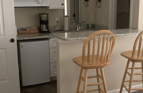 St. James Villa | St. James Peaceful Villa. Short distance to the beach, Southport and Oak Island