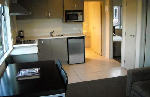 Milton Hotel | St Johns court motel