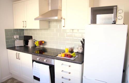 Doncaster Apartment | St Johns Hse-Sleeps 6-Fully Equipped-Workers-short, long stays