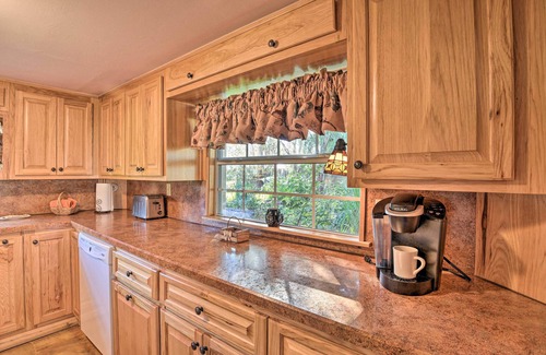 Crescent City House | St Johns River Canal Home w/Grill!