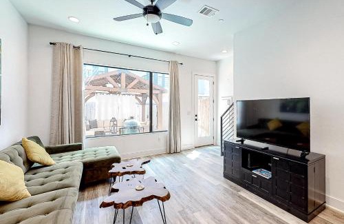 Highland Apartment | St Johns