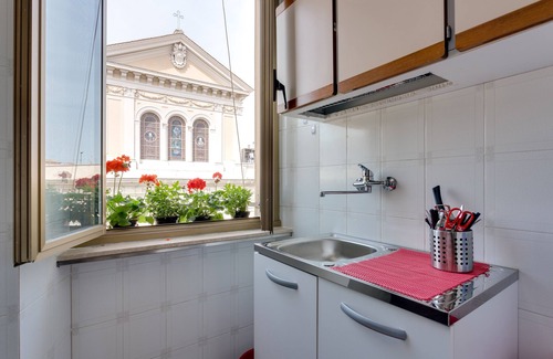 Trionfale House | St. Joseph apartment 12