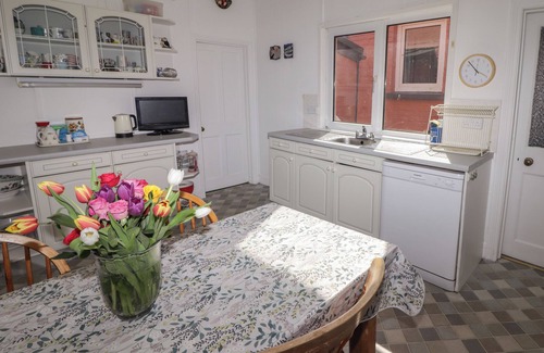 St Brides House | ST JUSTINIANS, pet friendly, character holiday cottage in St Davids