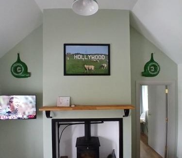 Hollywood House | St Kevins Cottage