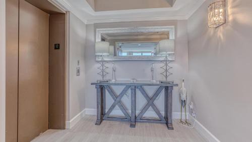 Fort Walton Beach - Destin House | St Maarten 1207 a Completely Remodeled Beach Front Condo at Silver Shells 12th Floor Sleeps 8