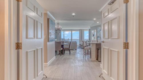 Fort Walton Beach - Destin House | St Maarten 1207 a Completely Remodeled Beach Front Condo at Silver Shells 12th Floor Sleeps 8