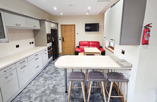 MacMerry Bed & Breakfast | St Martins Guest House - Room 4