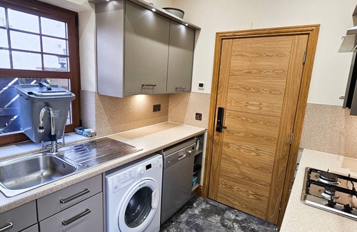 MacMerry Bed & Breakfast | St Martins Guest House - Room 8