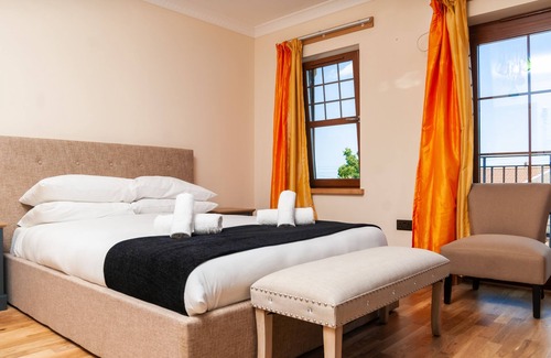 MacMerry House | St. Martins House
