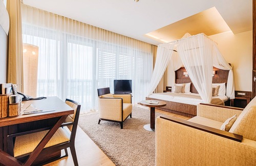 Frauenkirchen Hotel | St. Martins Therme & Lodge