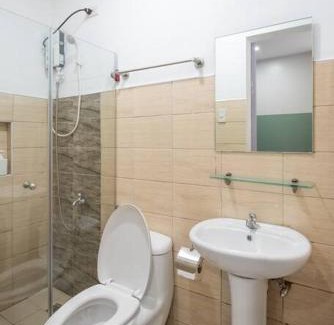 Downtown Apartment | St. Marvin Studio Makati M304