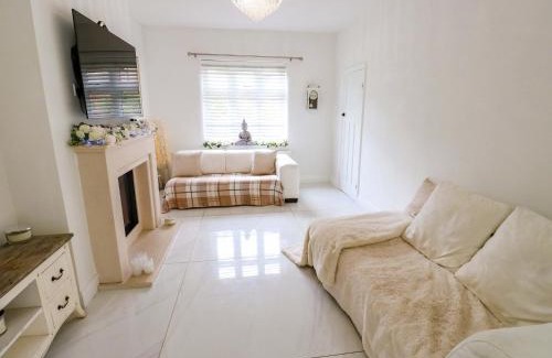 Saddleworth House | St Mary's House
