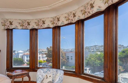 St. Mary's House | St. Mary's Park, Bernal Heights spacious two bedroom house