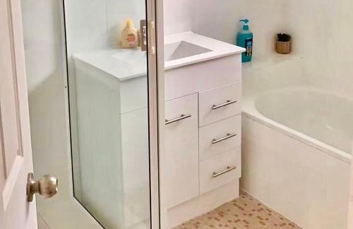 St Marys House | St Marys Affordable 5 Br cozy House