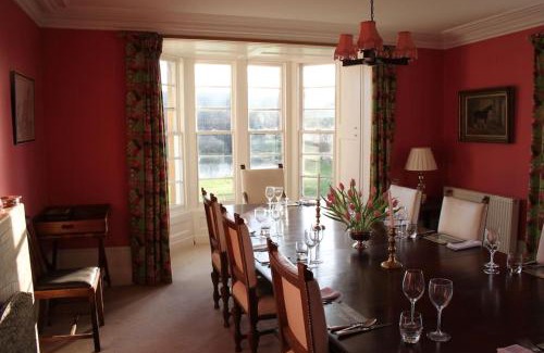 Fochabers House | St Marys Farmhouse - Traditional Country Farmhouse with Open Fire
