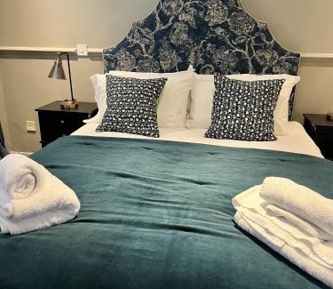 Arundel Hotel | St Marys Gate Inn
