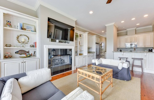 St. Marys House | St Marys Retreat w/Watchtower & Community Hot Tub