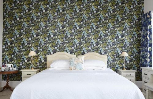 Ventnor House | St Maur