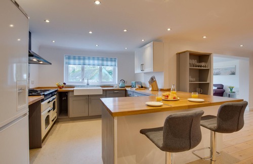 Portmellon House | St Mellyn - Five Bedroom House, Sleeps 8