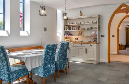 Minster House | St Mildred's Church