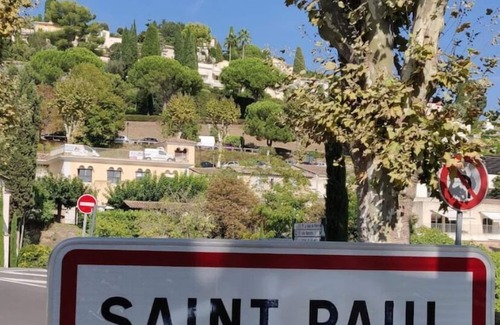 La Colle-sur-Loup House | St Paul la carte postale, large independent 2-room apartment in a villa