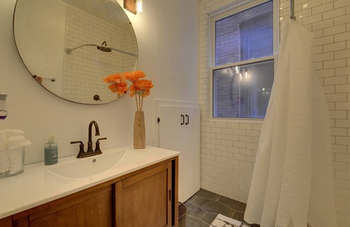 Riverview Apartment | St. Paul Riverview Home
