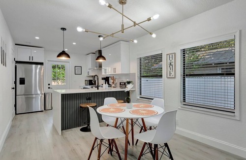 St. Petersburg - Clearwater House | St. Pete Family Bungalow & Private Oasis
