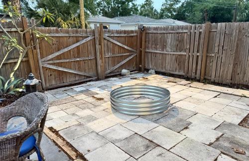 St. Petersburg House | St Pete Oasis - Near Downtown