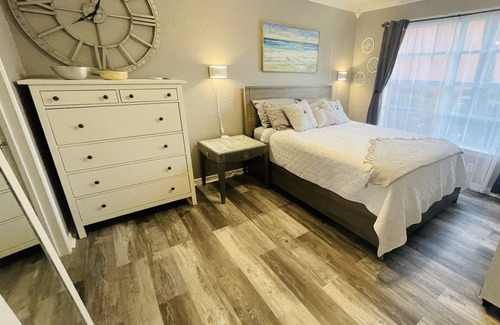 St. Petersburg - Clearwater Condo | St. Pete/Tampa 1 Bed/1Bath Condo/suite