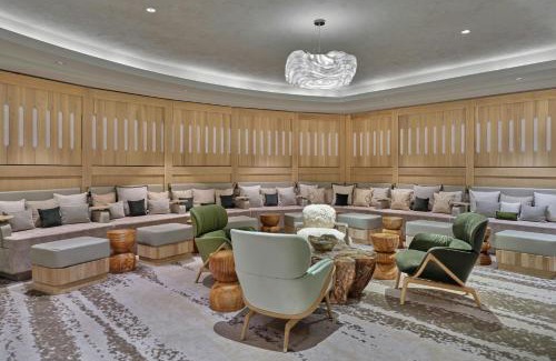 Downtown Resort | St. Regis Aspen Resort