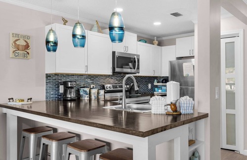 Gulf Lagoon Beach House | St Thomas Square