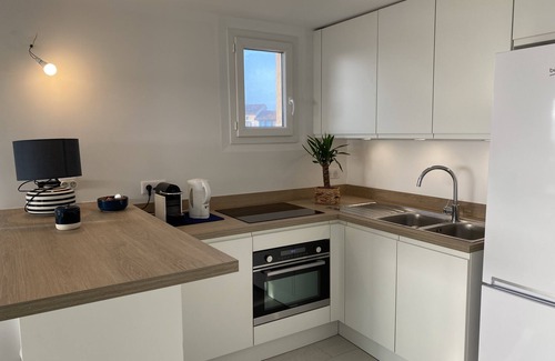Port Cogolin Apartment | St-Tropez Gulf, air-cond apart, except sea view terrace, beach 150 yd, 4/6 pers
