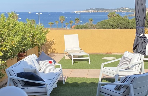 Port Cogolin Apartment | St-Tropez Gulf, air-cond apart, except sea view terrace, beach 150 yd, 4/6 pers