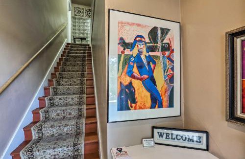 Bisbee Apartment | St Valentine Apartment with Balcony in Bisbee