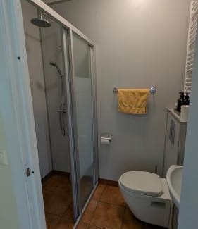 Husavik Apartment | Staðarhóll Guesthouse Room B