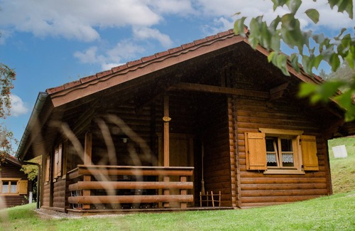 Stamsried Apartment | STA-11 - Cozy wooden log cabin with covered veranda HT - Naturerlebnisdorf