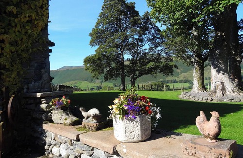 Penrith Cottage | STABLE BARN, pet friendly, with a garden in Mungrisdale