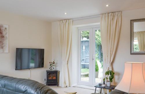 Newport House | Stable Cottage