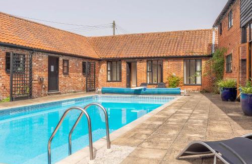 Ipswich House | Stable Cottage