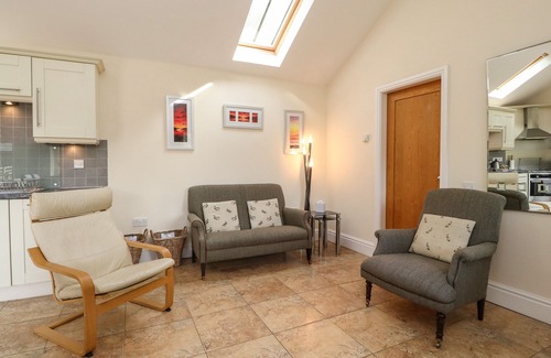 Fourstones Near Bentham Cottage | STABLE COTTAGE, pet friendly, character holiday cottage in Ingleton