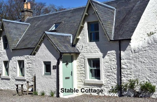Dunblane Cottage | Stable Cottage Sleeps 4 (2 Bedrooms) On Scottish Country Estate