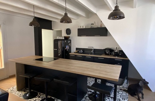 Begles House | Stable near Bordeaux with swimming pool