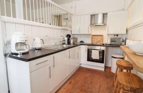 Blandford Saint Mary Cottage | STABLE, pet friendly, character holiday cottage in Blandford Forum