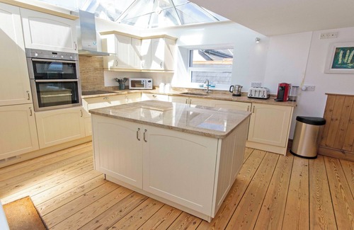 Croyde Cottage | Stables - BEST Sea views in Croyde! Sleeps 8